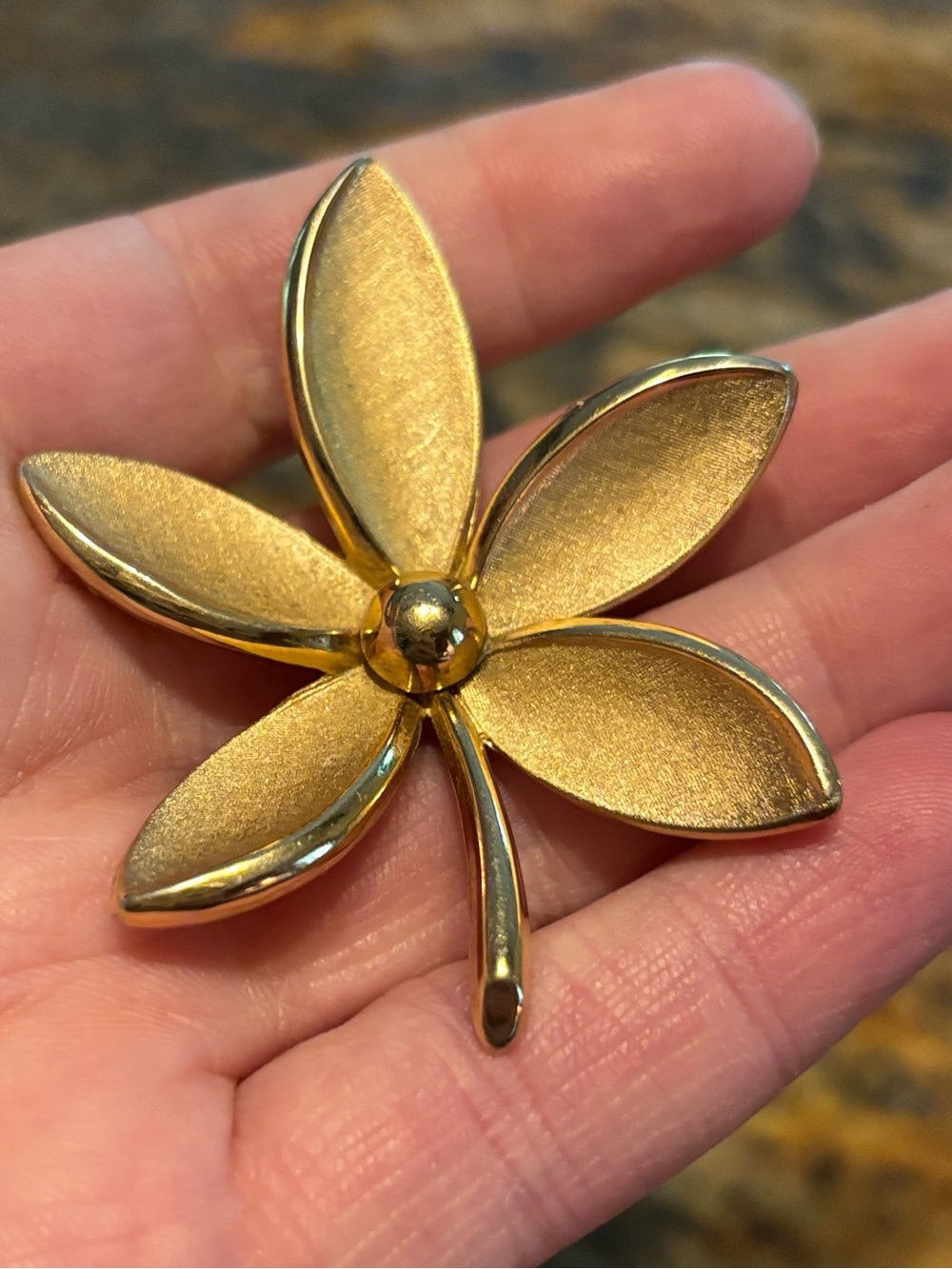 Gold Tone Leaf Flower Brooch Pin